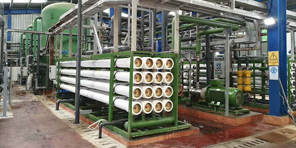 Small & medium-scale desalination units